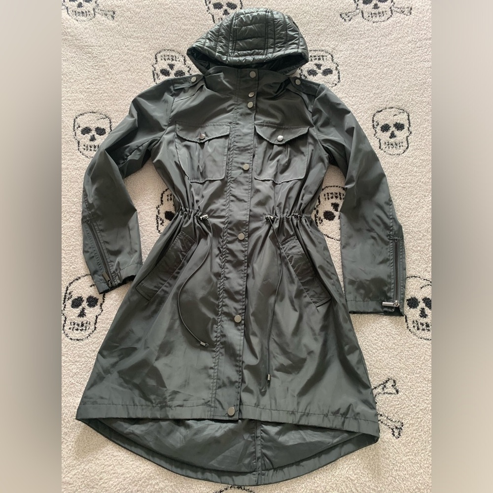 Badgley Mischka Rain Coat
